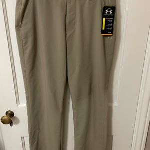 Under Armour Golf\Dress Pants. New with Tag